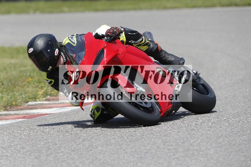 /27 12.06.2025 Ducati Schweiz Trackday Warmup  ADR/gelb-jeaune/36